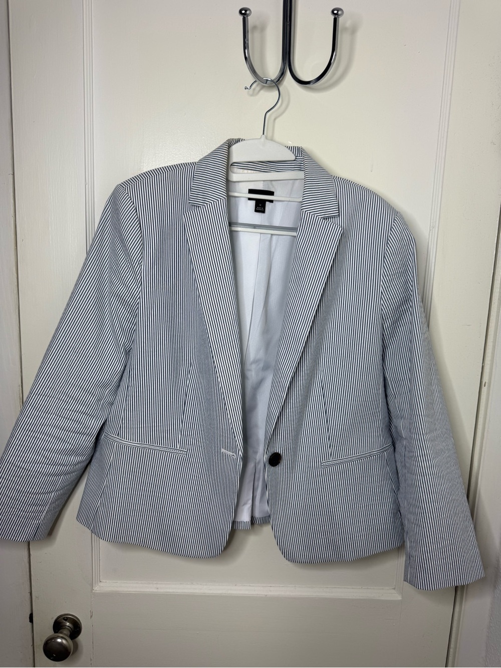 Ann Taylor Blue & White Pinstripe Blazer